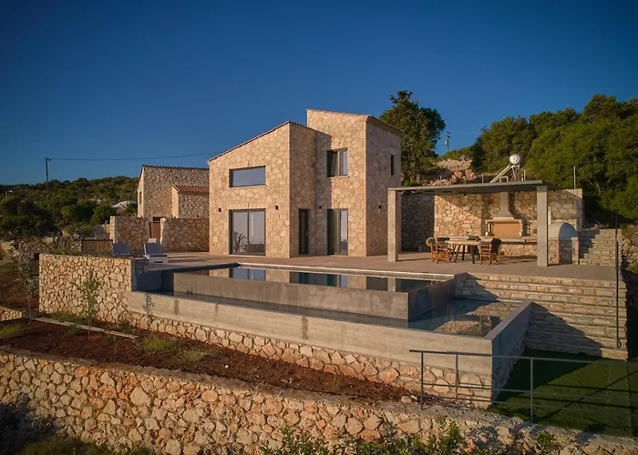Aroa Eco Living Experience